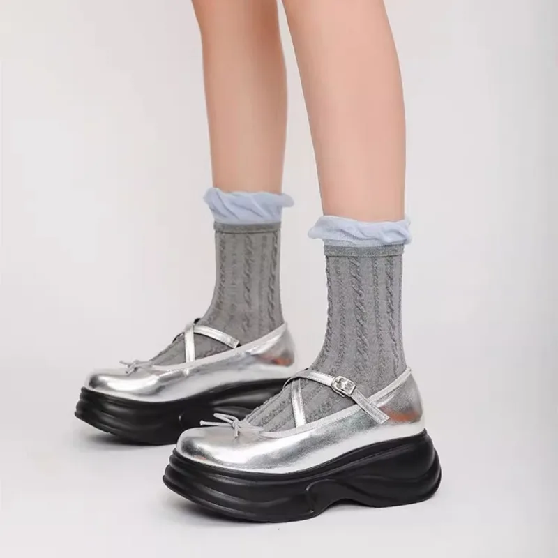 2025 Brand Ladies Shoes Buckle Strap Women's High Heels Fashion Butterfly-knot Solid New Retro Thick Bottom Ballet Single Shoes
2025 Brand Ladies Shoes Buckle Strap Women's High Heels Fashion Butterfly-knot Solid New Retro Thick Bottom Ballet Single Shoes