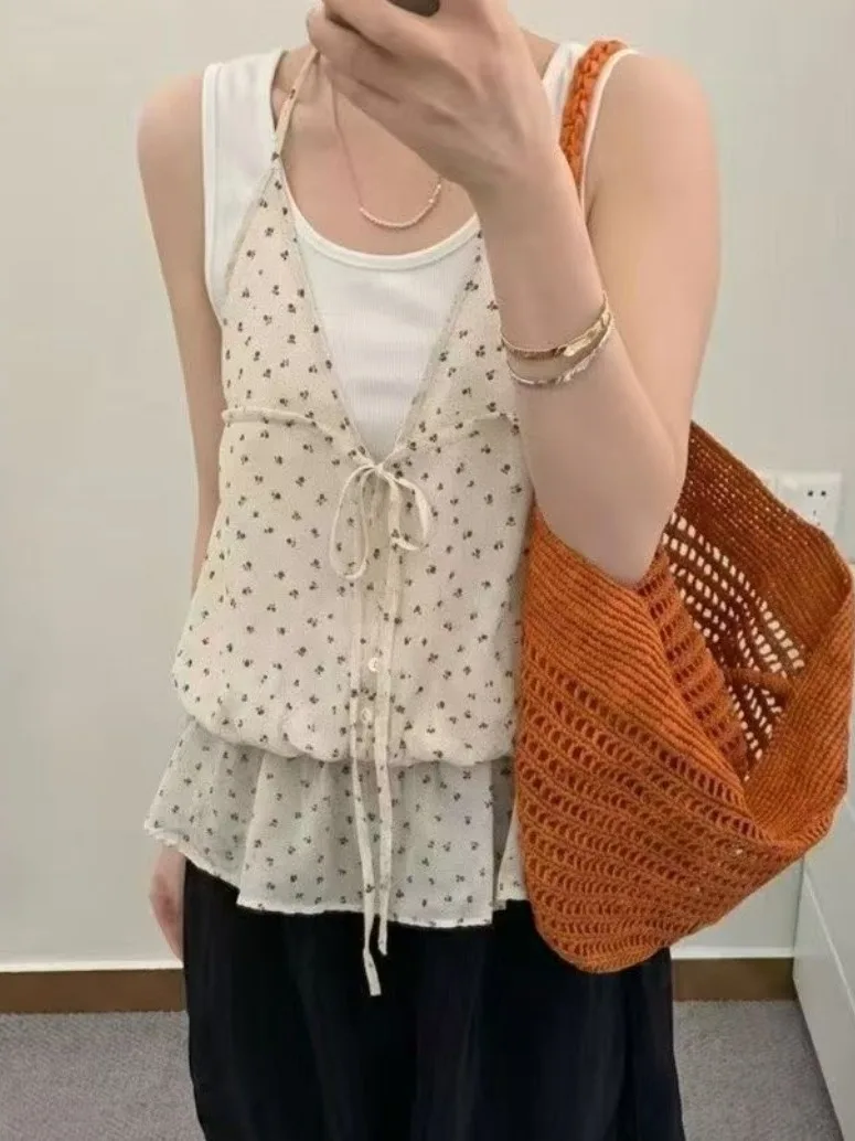 Summer 2026 Korean Style Polka Dot Plaid Slim Fit off Shoulder Sleeveless Top Women's Fashion Trendy Fake Two-Piece Ensemble
Summer 2026 Korean Style Polka Dot Plaid Slim Fit off Shoulder Sleeveless Top Women's Fashion Trendy Fake Two-Piece Ensemble