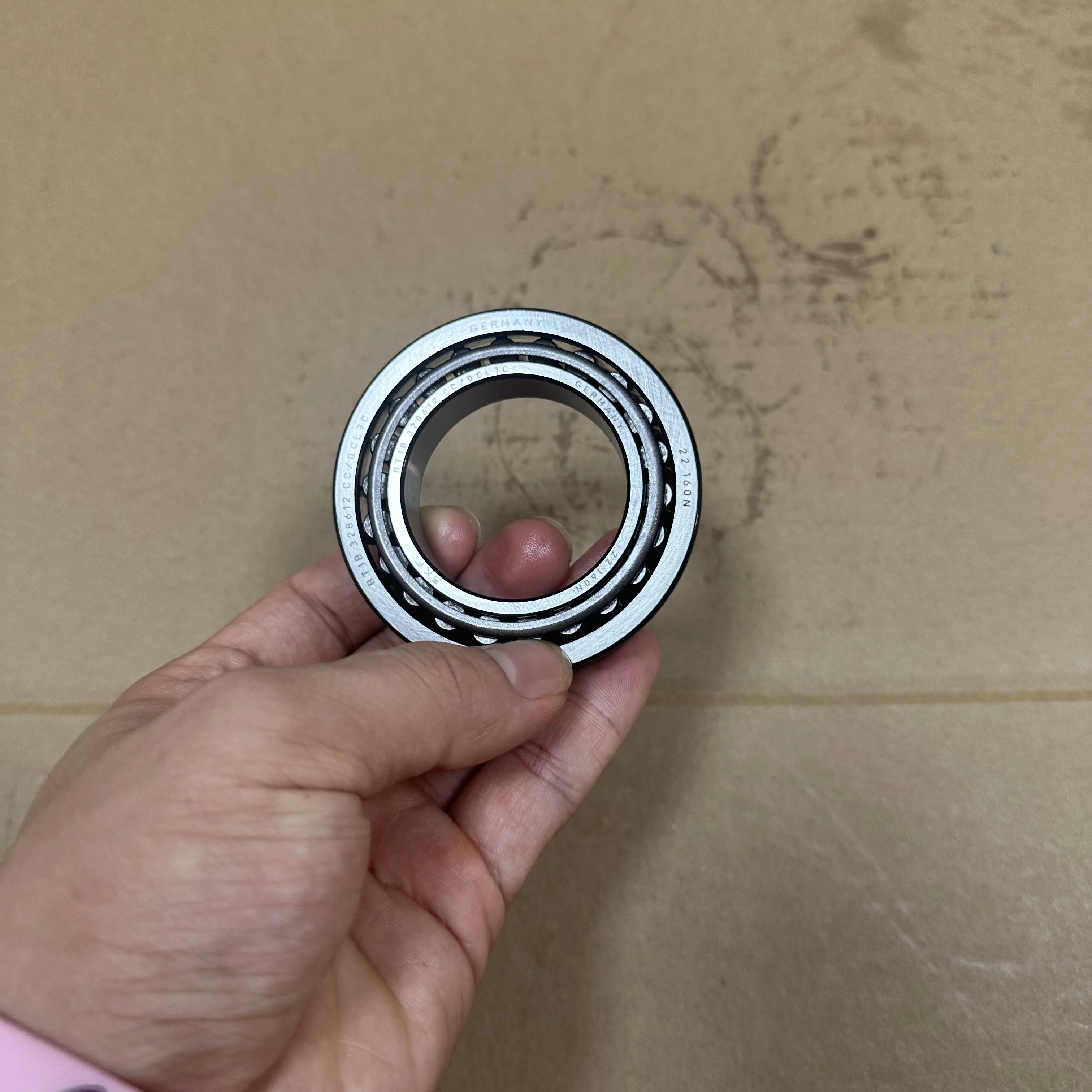 Высококачественный новый конический роликовый подшипник 096323981P Diff для VW Audi A1 A3 TT коробка передач 1,4 096323981 Бесплатная доставка!
Высококачественный новый конический роликовый подшипник 096323981P Diff для VW Audi A1 A3 TT коробка передач 1,4 096323981 Бесплатная доставка!