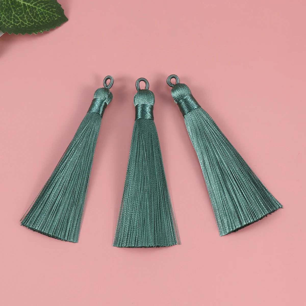 20 Pcs Keychain Making Supplies Tassel Earrings for Women Tassels Dangling Dangle Drop Fringe Jewelry
20 Pcs Keychain Making Supplies Tassel Earrings for Women Tassels Dangling Dangle Drop Fringe Jewelry
