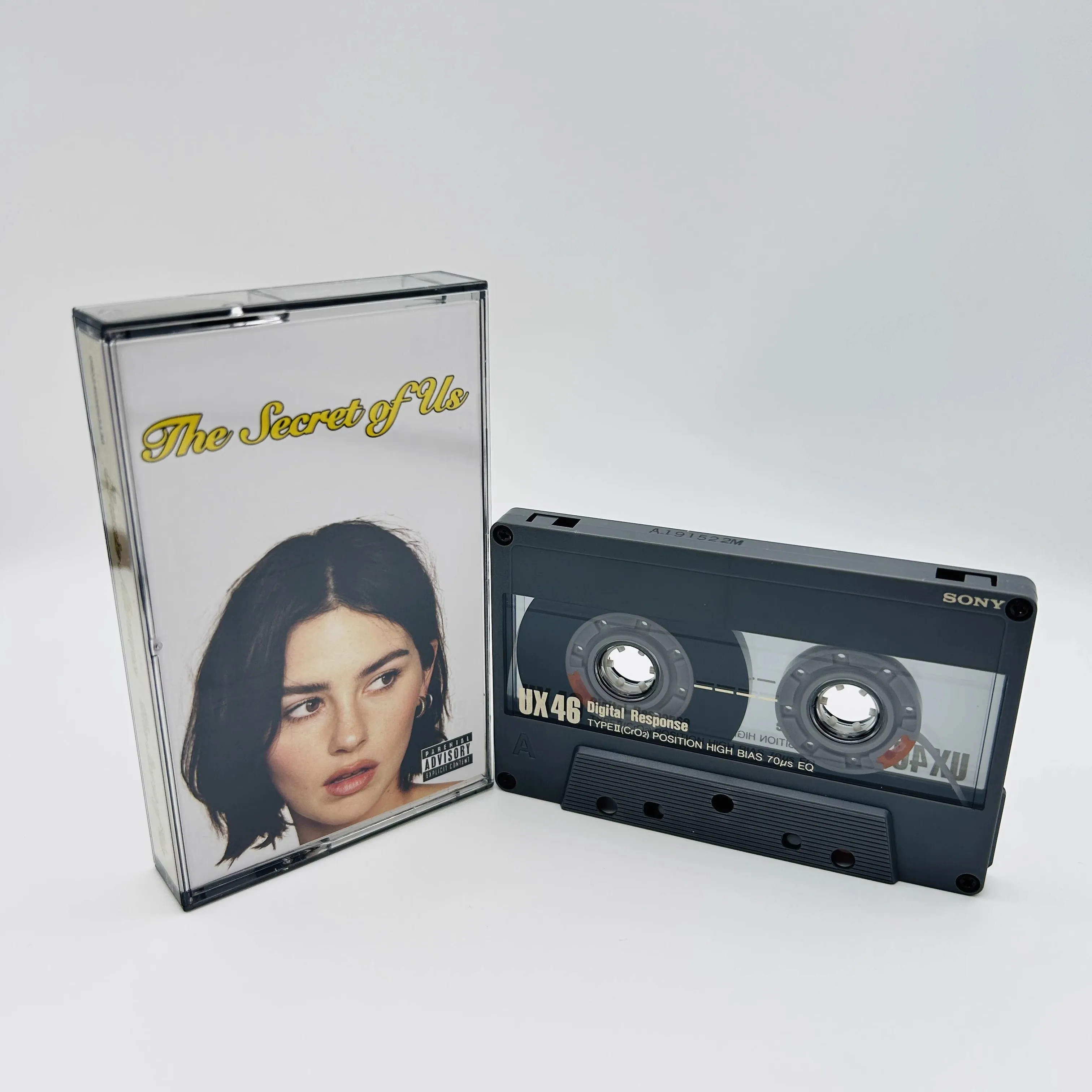 Музыкальная лента Pop Gracie Abrams The Secret of Us, альбом Let It Happen, кассеты, записывающее устройство для косплея, Walkman, автомобильные звуковые доски, коробка, подарки
Музыкальная лента Pop Gracie Abrams The Secret of Us, альбом Let It Happen, кассеты, записывающее устройство для косплея, Walkman, автомобильные звуковые доски, коробка, подарки