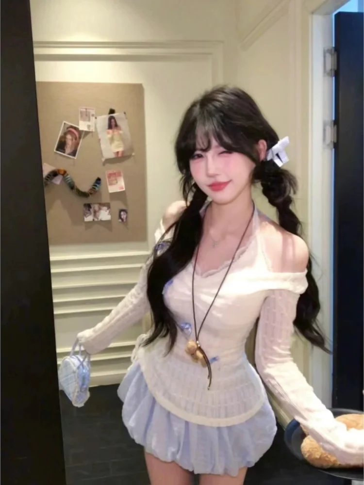 Sexy Half-length Skirt Set Women's Summer Fashion Outfit Sweet Pure Desire Style Design Sense Spicy Girl Two-piece Ensemble
Sexy Half-length Skirt Set Women's Summer Fashion Outfit Sweet Pure Desire Style Design Sense Spicy Girl Two-piece Ensemble