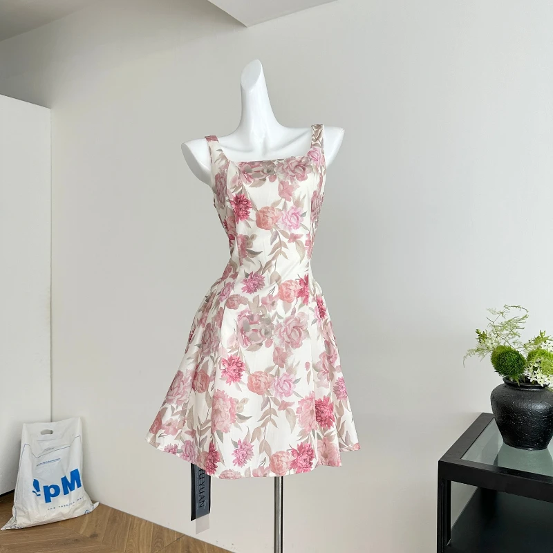 Summer 2025 New Floral Slip Skirt Pink Little Man Dress
Summer 2025 New Floral Slip Skirt Pink Little Man Dress