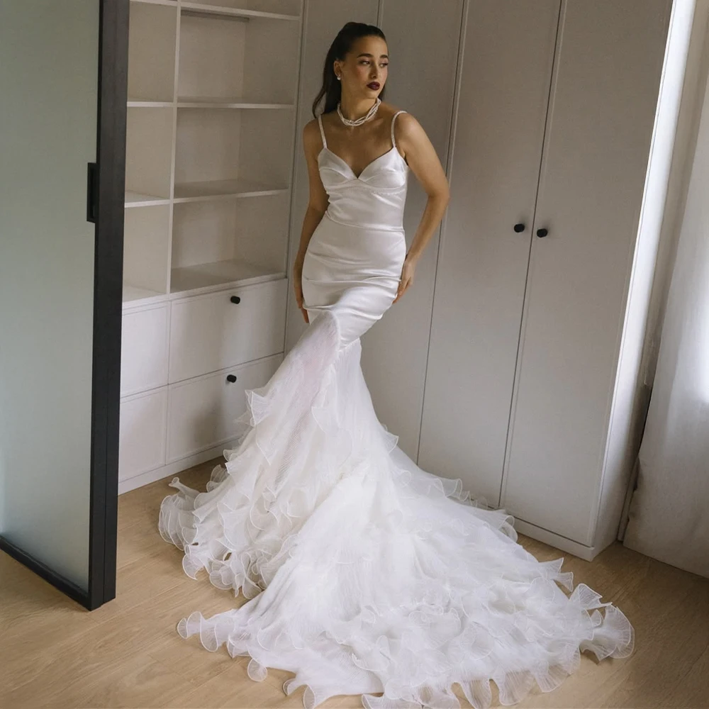 Customized Satin Wedding Dress Mermaid Style Bridal Dress For Women Tulle Slim Fit Floor Length Bridal Gown For Beach Wedding
Customized Satin Wedding Dress Mermaid Style Bridal Dress For Women Tulle Slim Fit Floor Length Bridal Gown For Beach Wedding