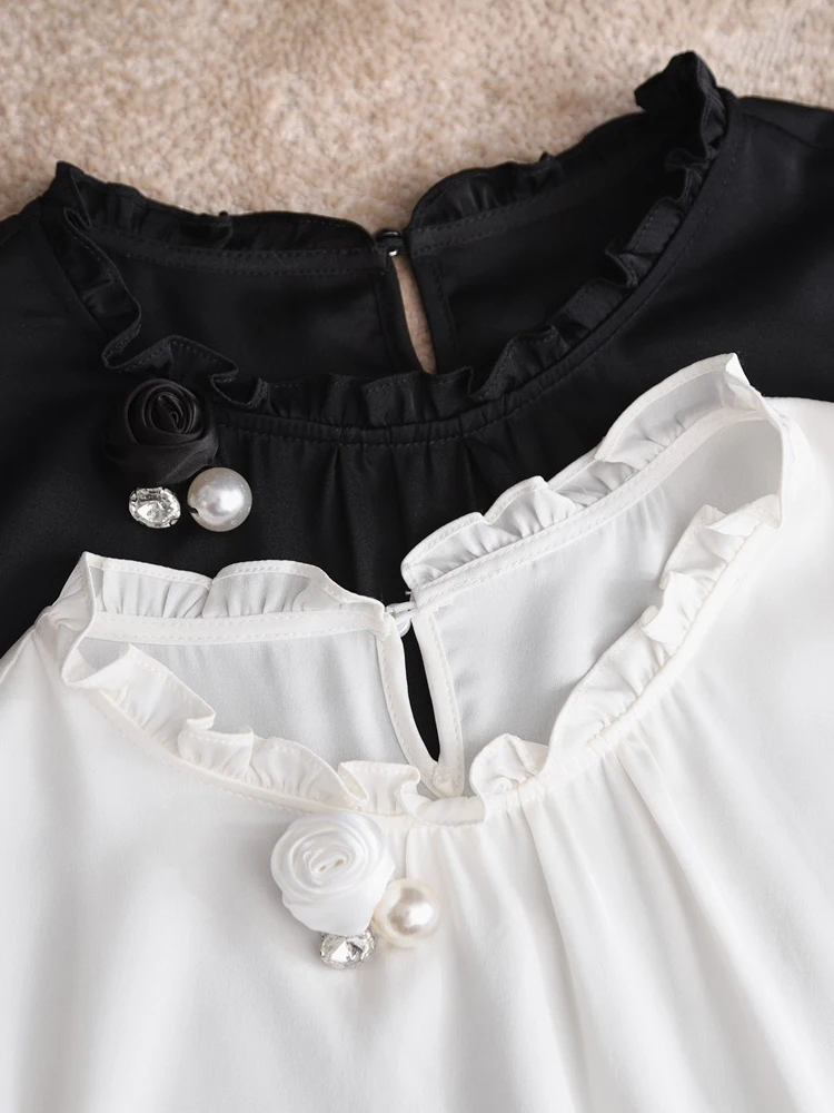 Elegant Silk Blouse with 3D Flower Embellishment And Lace Collar Women's Summer Top Commute Style Pure Color Bubble Sleeve
Elegant Silk Blouse with 3D Flower Embellishment And Lace Collar Women's Summer Top Commute Style Pure Color Bubble Sleeve