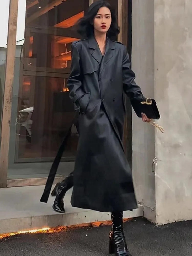 Spring Autumn Long Black Soft Pu Leather Trench Coat for Women Belt Double Breasted Cool Handsome European Fashion 2024
Spring Autumn Long Black Soft Pu Leather Trench Coat for Women Belt Double Breasted Cool Handsome European Fashion 2024