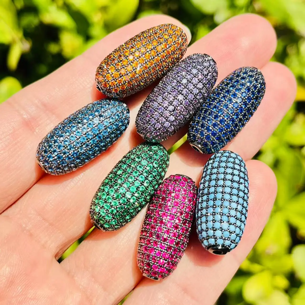 Colorful Zircon Pave Copper Oval Bead 25.47x12mm Multicolor Sparkling CZ Crystal Spacer for Jewelry Making DIY Bracelet necklace
Colorful Zircon Pave Copper Oval Bead 25.47x12mm Multicolor Sparkling CZ Crystal Spacer for Jewelry Making DIY Bracelet necklace