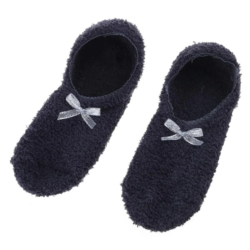 Q22D женские зимние бархатные тапочки-лодочки с полосатым принтом и милым бантом, нескользящие теплые флисовые пушистые плюшевые
Q22D женские зимние бархатные тапочки-лодочки с полосатым принтом и милым бантом, нескользящие теплые флисовые пушистые плюшевые