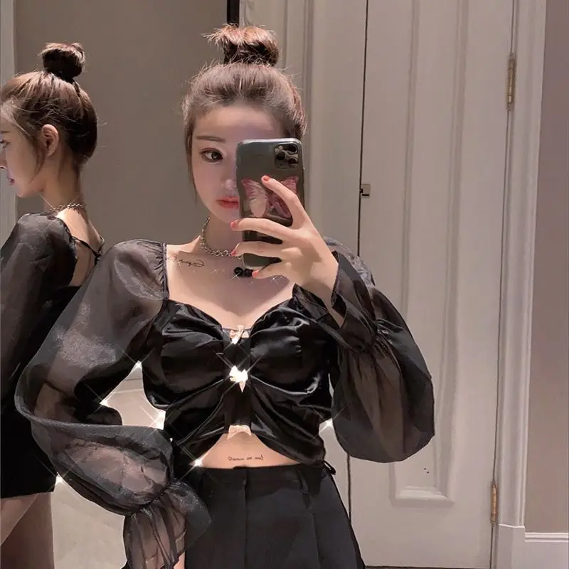 Woman Retro Mesh Chiffon Lace Tops Female Square Collar Embroidered Long Sleeve Slim Shirt Ladies Elegant Blouse Shirt Tops G146
Woman Retro Mesh Chiffon Lace Tops Female Square Collar Embroidered Long Sleeve Slim Shirt Ladies Elegant Blouse Shirt Tops G146