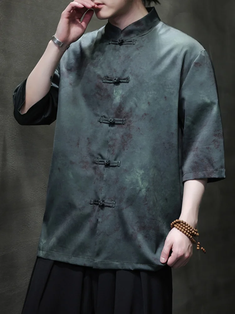 New Chinese Sle Ice Silk Thin ort Sve irt Men's Summer Faionable Traditional Tang Costume Hanfu Button up Top
New Chinese Sle Ice Silk Thin ort Sve irt Men's Summer Faionable Traditional Tang Costume Hanfu Button up Top