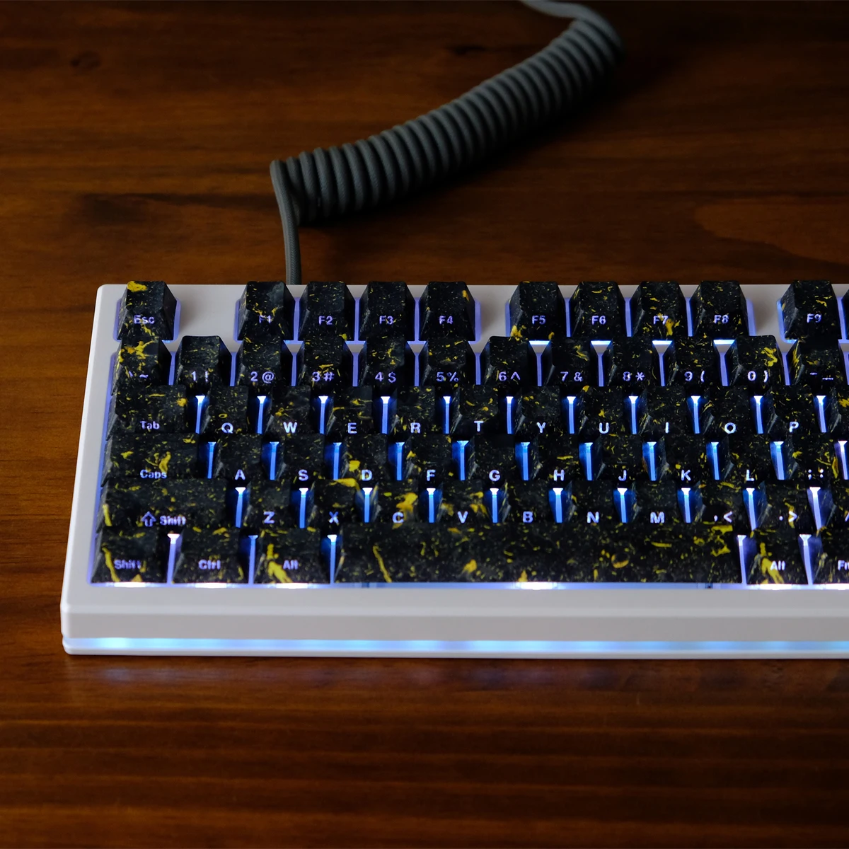 Black Golden Pattern Side-lit Shine Through Keycaps Cherry Profile 130 Keys Dye Sub PBT Keycaps for MX Switches Gaming Keyboard
Black Golden Pattern Side-lit Shine Through Keycaps Cherry Profile 130 Keys Dye Sub PBT Keycaps for MX Switches Gaming Keyboard