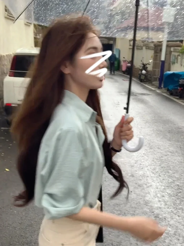 Мятная женская рубашка с длинным рукавом, повседневная, в японском стиле, свободного кроя, на пуговицах, из полиэфирного волокна
Мятная женская рубашка с длинным рукавом, повседневная, в японском стиле, свободного кроя, на пуговицах, из полиэфирного волокна