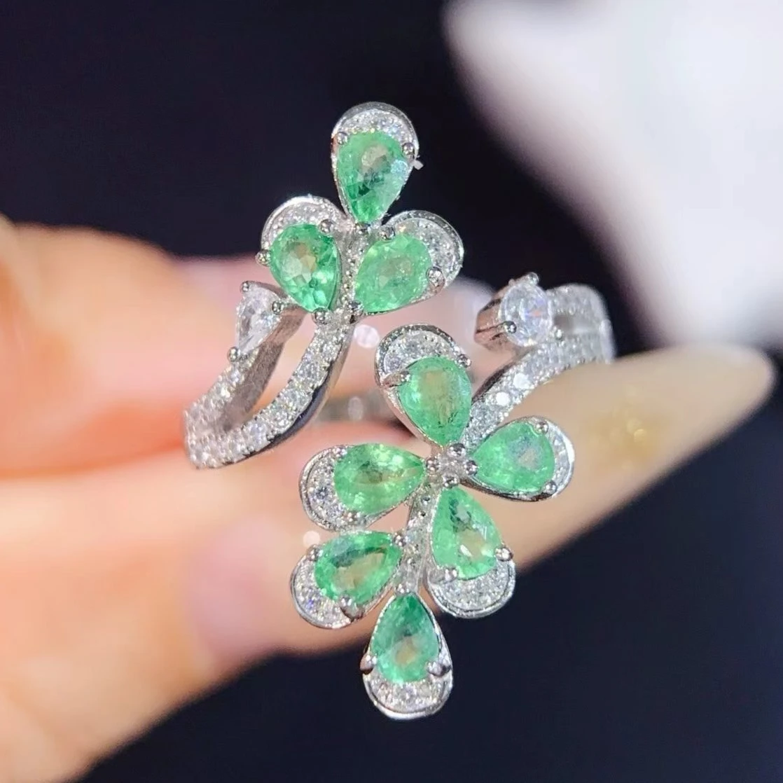 Natural Emerald Ring with Certificate 3mm*4mm Colombian Emerald Silver Ring for Party Solid 925 Silver Jewelry with Gold Plating
Natural Emerald Ring with Certificate 3mm*4mm Colombian Emerald Silver Ring for Party Solid 925 Silver Jewelry with Gold Plating