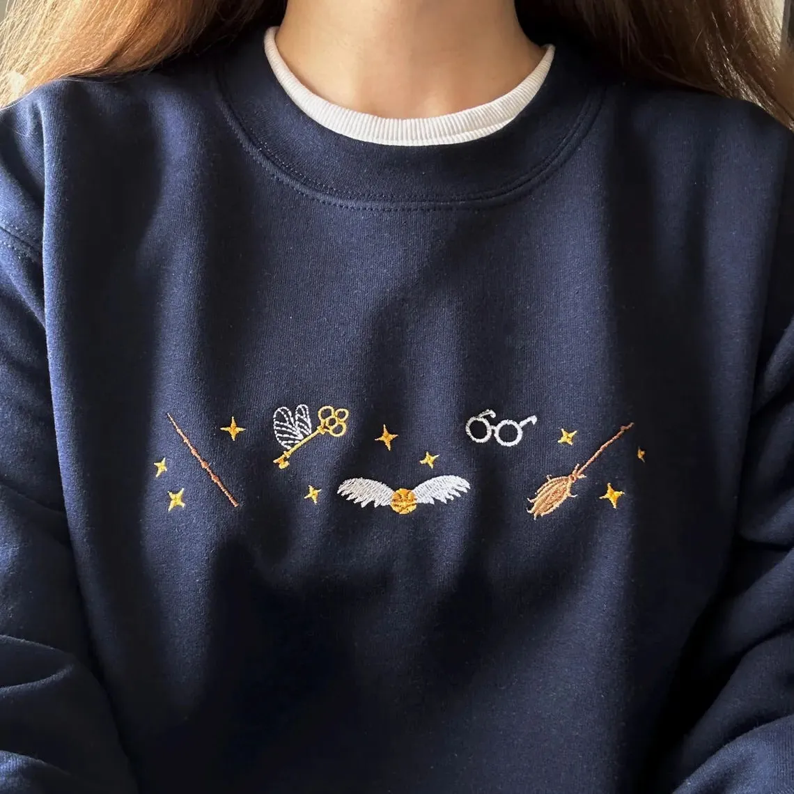 Vintage Style School of Magic Embroidered Crewneck Sweatshirts Women Loose Cotton Thick Fleece Pullover Casual Bookish Jumpers
Vintage Style School of Magic Embroidered Crewneck Sweatshirts Women Loose Cotton Thick Fleece Pullover Casual Bookish Jumpers