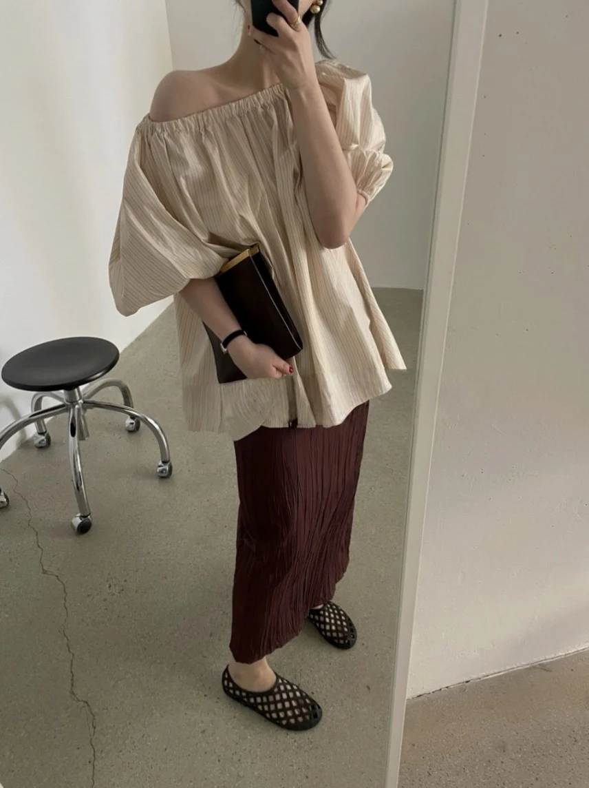 2Colors Summer 2025 Korean Style O Neck Striped Shirt 2 way wearing Sweet Blouse Female Outwear tops (w1548
2Colors Summer 2025 Korean Style O Neck Striped Shirt 2 way wearing Sweet Blouse Female Outwear tops (w1548