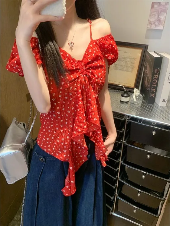 Korean Style V-Neck Floral Bubble Sleeve Shirt Women's Spring 2026 New Slimming Hemline Top Breathable Short Sleeve Blouse
Korean Style V-Neck Floral Bubble Sleeve Shirt Women's Spring 2026 New Slimming Hemline Top Breathable Short Sleeve Blouse
