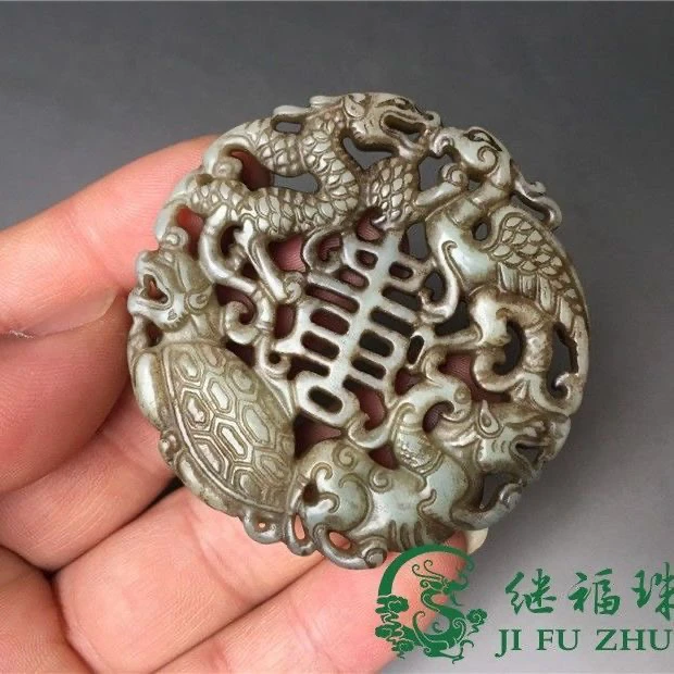 The four great divine beasts of the high ancient style wear ancient Hanfu waist with waist hanging pendant and four gods
The four great divine beasts of the high ancient style wear ancient Hanfu waist with waist hanging pendant and four gods