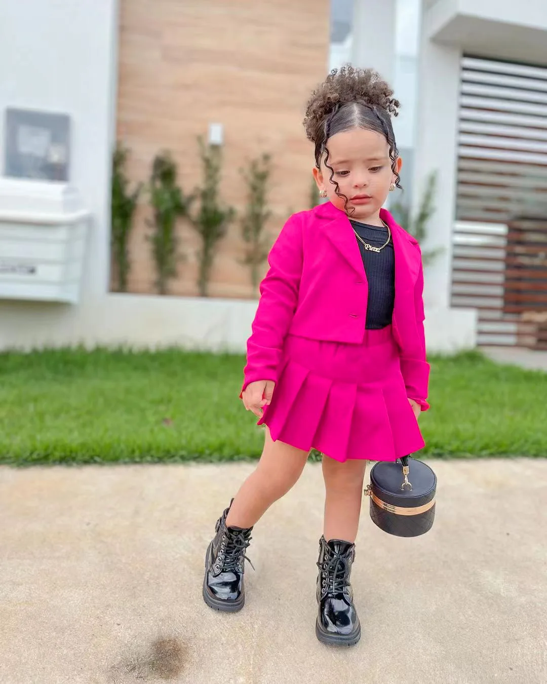 Elegant Outfits Kids Girls Clothes Button Up Long Sleeve Outerwear + Pleated Skirt 2pcs Set Children Clothing For 2 3 4 5 6 9 Y
Elegant Outfits Kids Girls Clothes Button Up Long Sleeve Outerwear + Pleated Skirt 2pcs Set Children Clothing For 2 3 4 5 6 9 Y