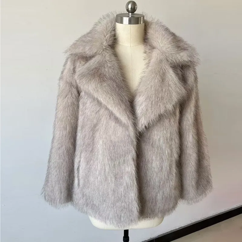 Womens Oversized Faux Fur Coat with Turn-down Collar Vintage Style Tipped Faux Fur Thickened Warm Winter Solid Outwear Tops
Womens Oversized Faux Fur Coat with Turn-down Collar Vintage Style Tipped Faux Fur Thickened Warm Winter Solid Outwear Tops