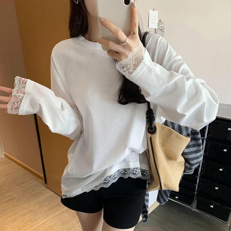 Spring Lace Patchwork White Women's T-shirts 2025 New Long Sleeve O-neck Korean Bottom Casual Loose Shirts Female
Spring Lace Patchwork White Women's T-shirts 2025 New Long Sleeve O-neck Korean Bottom Casual Loose Shirts Female