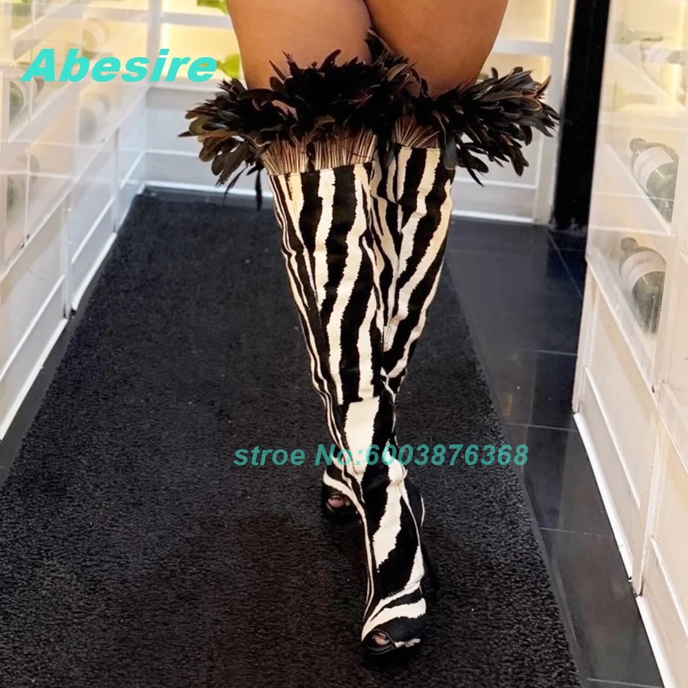 Новые женские высокие сапоги с перьевым пэчворком, разноцветные, с открытым носком, на тонком каблуке, плиссированные, в стиле Y2K, для модниц
Новые женские высокие сапоги с перьевым пэчворком, разноцветные, с открытым носком, на тонком каблуке, плиссированные, в стиле Y2K, для модниц