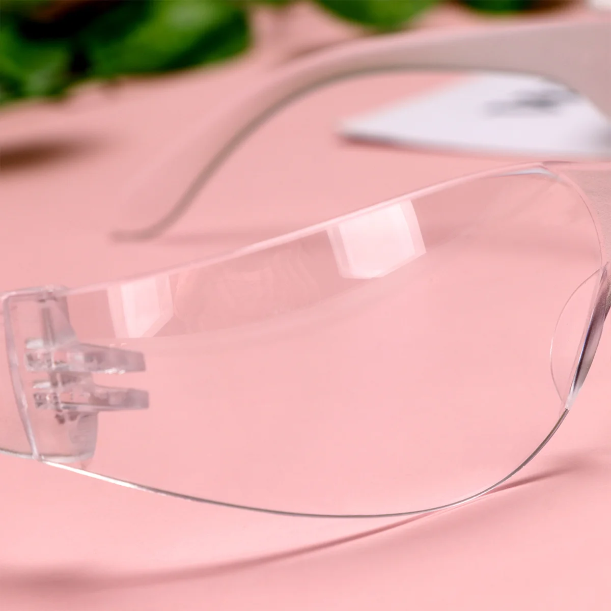 4Pcs Professional Eye Protective Glasses Transparent Lens Ergonomic Design Anti-Spittle Anti-Shock Labor Protection for Adults
4Pcs Professional Eye Protective Glasses Transparent Lens Ergonomic Design Anti-Spittle Anti-Shock Labor Protection for Adults