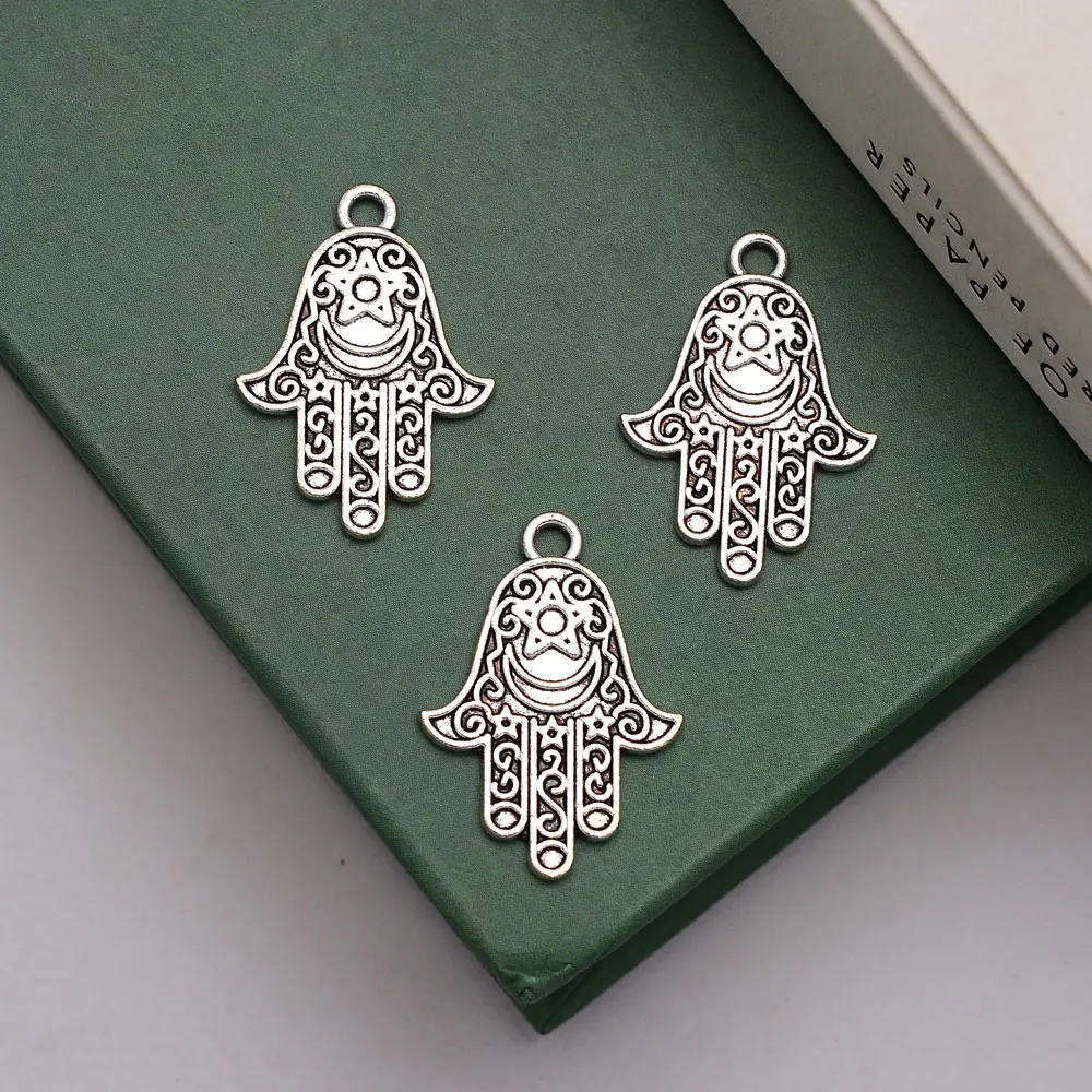 30pcs/lot--17x24mm Antique Silver Plated Hamsa Moon Star Charms Fatima's Hand Pendants For Diy Jewelry Making Supplies Keychain
30pcs/lot--17x24mm Antique Silver Plated Hamsa Moon Star Charms Fatima's Hand Pendants For Diy Jewelry Making Supplies Keychain