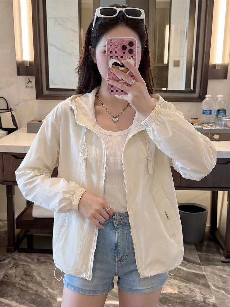 Women's Summer Lightweight Loose Breathable Sun Protection Jacket Thin Outerwear Air Conditioning Cardigan Fleece Windbreaker
Women's Summer Lightweight Loose Breathable Sun Protection Jacket Thin Outerwear Air Conditioning Cardigan Fleece Windbreaker