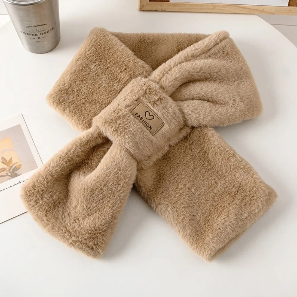 Элегантный шарф с перекрестным воротником из искусственного кроличьего меха, утолщенный мягкий зимний шарф на шею, сохраняющий тепло, морозостойкая шаль, накидка на открытом воздухе
Элегантный шарф с перекрестным воротником из искусственного кроличьего меха, утолщенный мягкий зимний шарф на шею, сохраняющий тепло, морозостойкая шаль, накидка на открытом воздухе