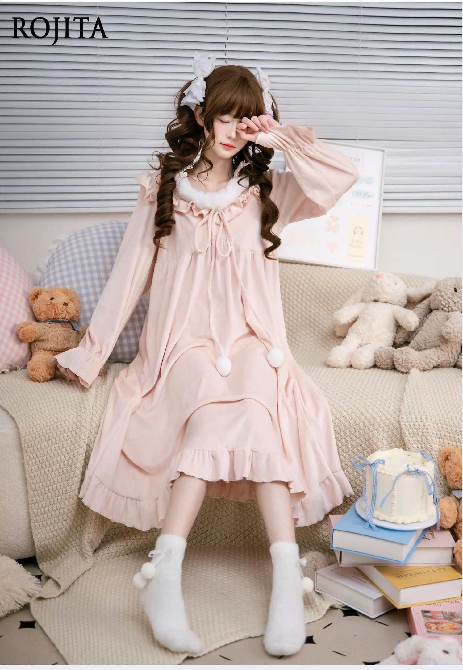 Lolita Nightdress for Women Autumn and Winter Super Soft Short stuffed Pajamas Cute Princess Style Can Be Worn Outside Dress
Lolita Nightdress for Women Autumn and Winter Super Soft Short stuffed Pajamas Cute Princess Style Can Be Worn Outside Dress