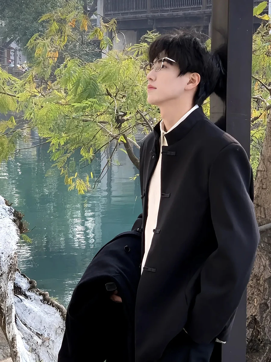 New Chinese Sle Men's Stand Collar Jaet oulder Pads Button West Suit Spring Autumn High Sensation Improved Zhongan Suit
New Chinese Sle Men's Stand Collar Jaet oulder Pads Button West Suit Spring Autumn High Sensation Improved Zhongan Suit