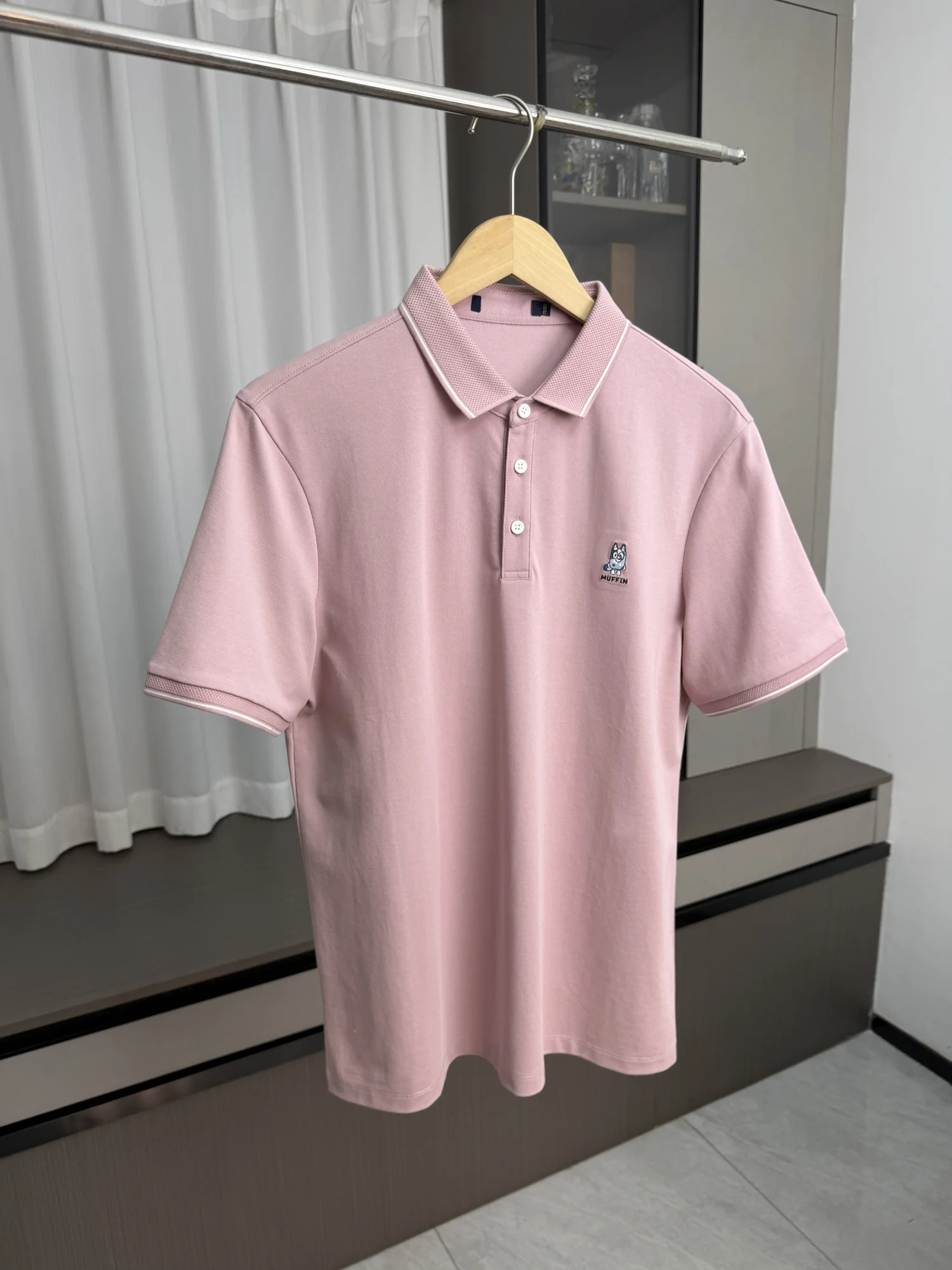 Smooth Comfortable Men's Summer Short Sleeve Shirt Fashionable Casual Contrast Color Collar Business Leisure Clothing
Smooth Comfortable Men's Summer Short Sleeve Shirt Fashionable Casual Contrast Color Collar Business Leisure Clothing