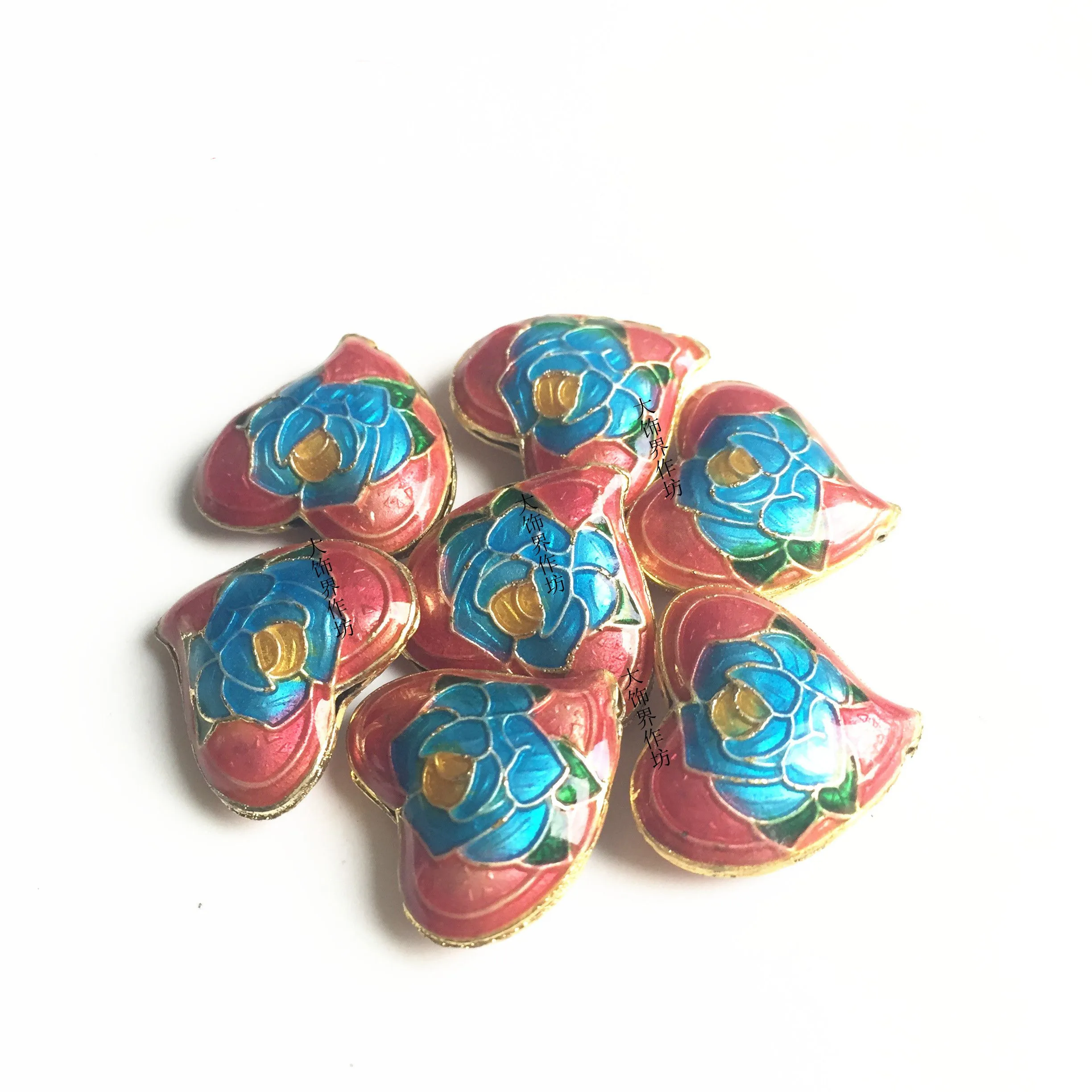 10pcs Cloisonne Filigree Love Flower Loose Beads DIY Enamel Copper Jewelry Accessories Jewellery Making Charm Pendant Earrings
10pcs Cloisonne Filigree Love Flower Loose Beads DIY Enamel Copper Jewelry Accessories Jewellery Making Charm Pendant Earrings