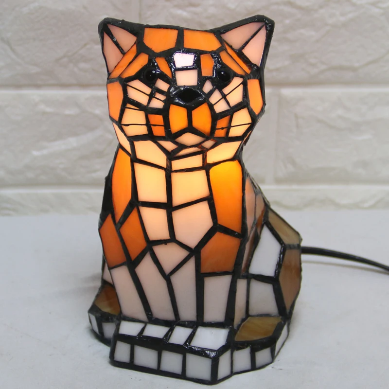 European Cat Dog Glass Table Lamp for Living Room Decor Tiffany Desk Lamp Bedroom Bedside Children's Room Night Light Sleep Lamp
European Cat Dog Glass Table Lamp for Living Room Decor Tiffany Desk Lamp Bedroom Bedside Children's Room Night Light Sleep Lamp