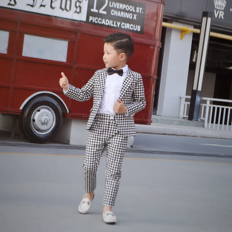 Children's Formal Plaid Suit Set Summer Autumn Boys Blazer Shorts Handsome 2PCS Clothing Sets Kids Party Performance Costume
Children's Formal Plaid Suit Set Summer Autumn Boys Blazer Shorts Handsome 2PCS Clothing Sets Kids Party Performance Costume