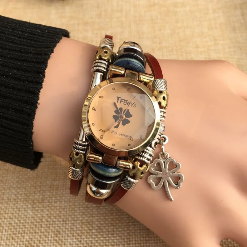 Watch Women's Korean Fashion Cow Leather Watch Strap Student Clover Bracelet Watch Women's Quartz Watch
Watch Women's Korean Fashion Cow Leather Watch Strap Student Clover Bracelet Watch Women's Quartz Watch