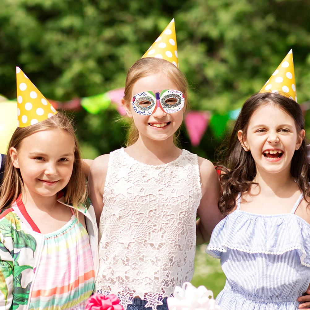 120pcs Blank Paper Mask Thick Card White DIY Craft Party Accessories Halloween Cosplay Elastic Ropes Kids Makeup Masks Toy
120pcs Blank Paper Mask Thick Card White DIY Craft Party Accessories Halloween Cosplay Elastic Ropes Kids Makeup Masks Toy