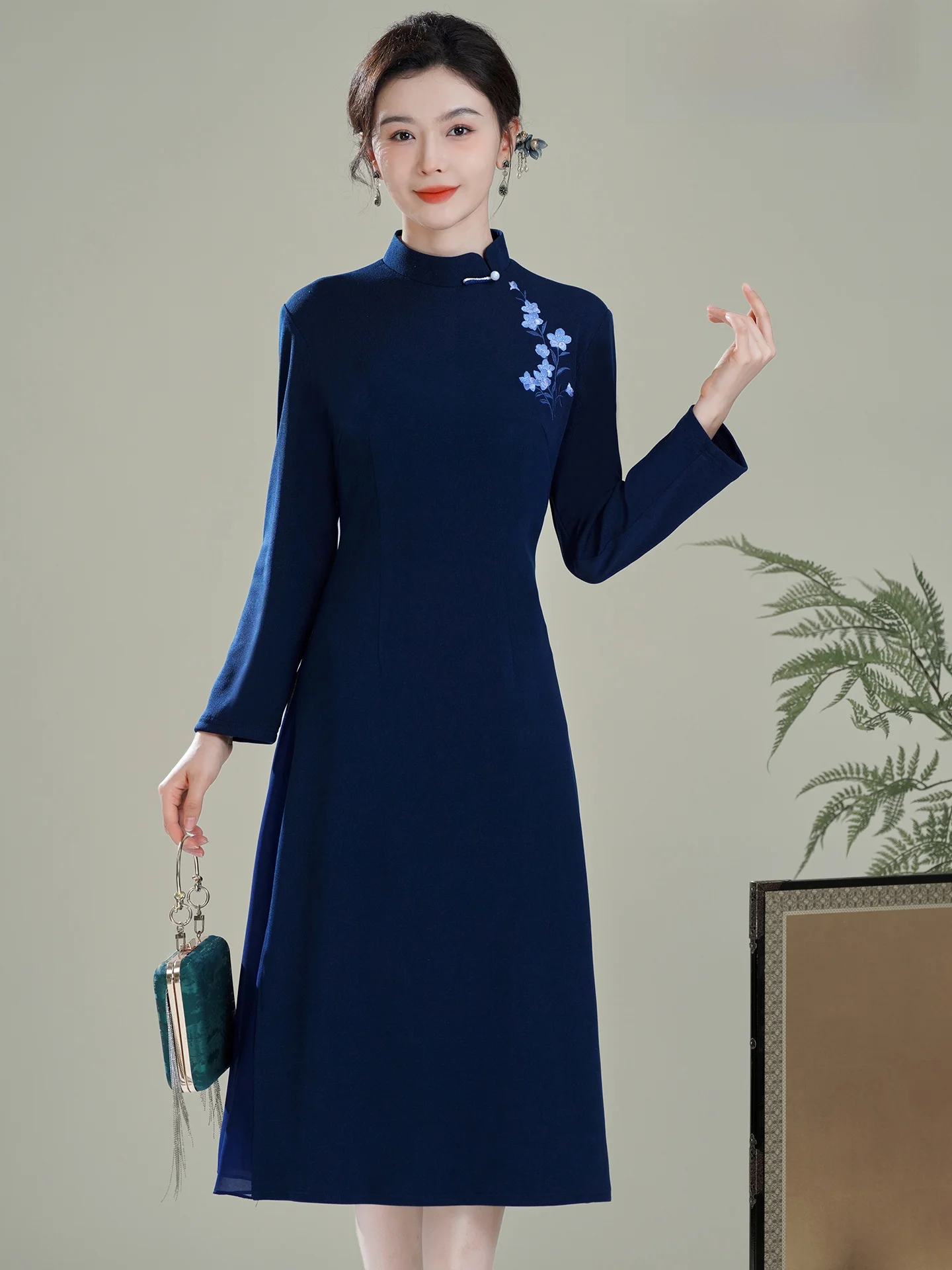 Xiu Guan Tang Blue Qi 2025 Autumn Winter Elastic Knitted Retro Embroidered Daily New Chinese Sle Dr
Xiu Guan Tang Blue Qi 2025 Autumn Winter Elastic Knitted Retro Embroidered Daily New Chinese Sle Dr