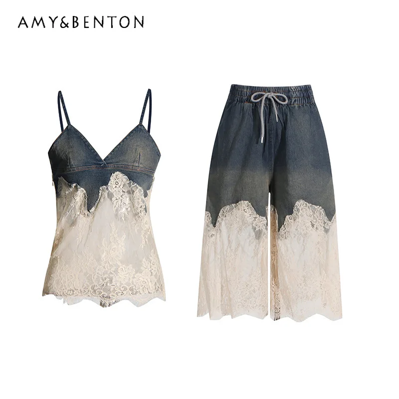 Women's Suit Fashion Sexy Hot Girl Style 2026 Summer New Lace Hollow Out Splicing Sling Top Drawstring Denim Shorts Suit Ladies
Women's Suit Fashion Sexy Hot Girl Style 2026 Summer New Lace Hollow Out Splicing Sling Top Drawstring Denim Shorts Suit Ladies