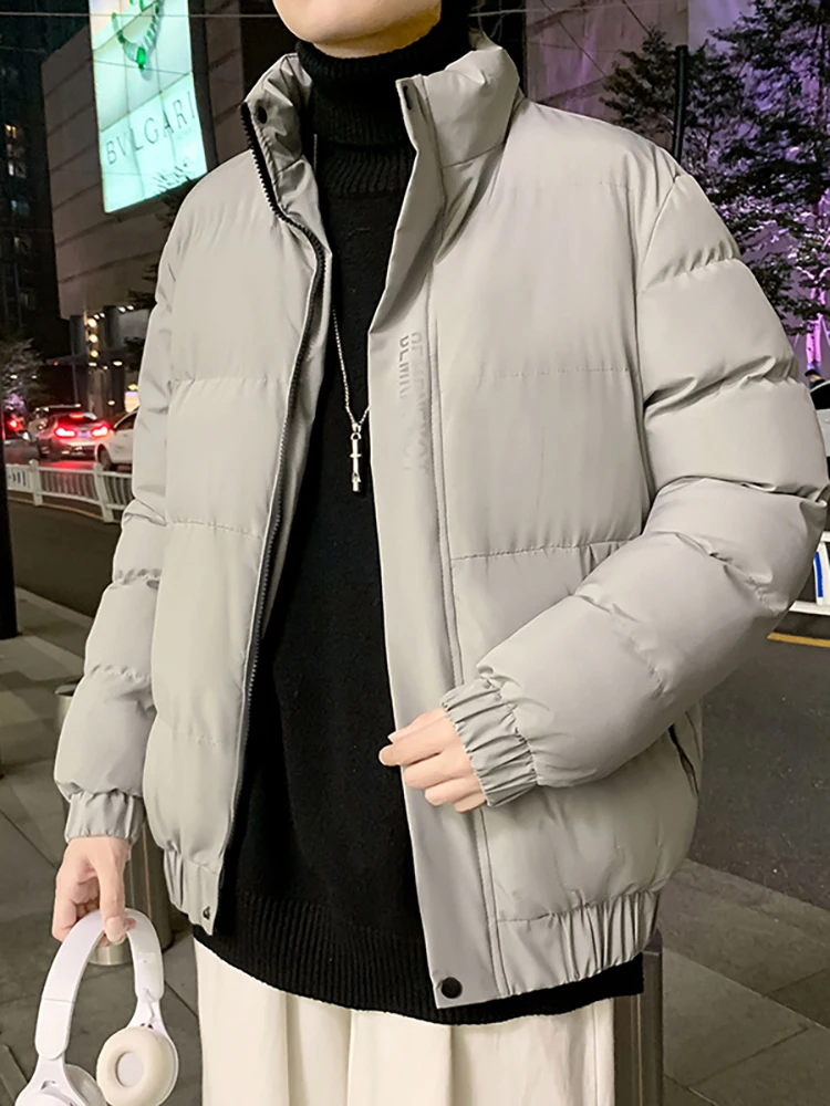 Мужская зимняя утепленная куртка из хлопка с пуховым наполнителем, воротником-стойкой, модная, брендовая, молодежная, с длинными рукавами, на молнии
Мужская зимняя утепленная куртка из хлопка с пуховым наполнителем, воротником-стойкой, модная, брендовая, молодежная, с длинными рукавами, на молнии