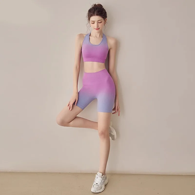 Superior sense yoga clothes female dopamine gradual change sports suit professional outdoor running training fitness suit
Superior sense yoga clothes female dopamine gradual change sports suit professional outdoor running training fitness suit