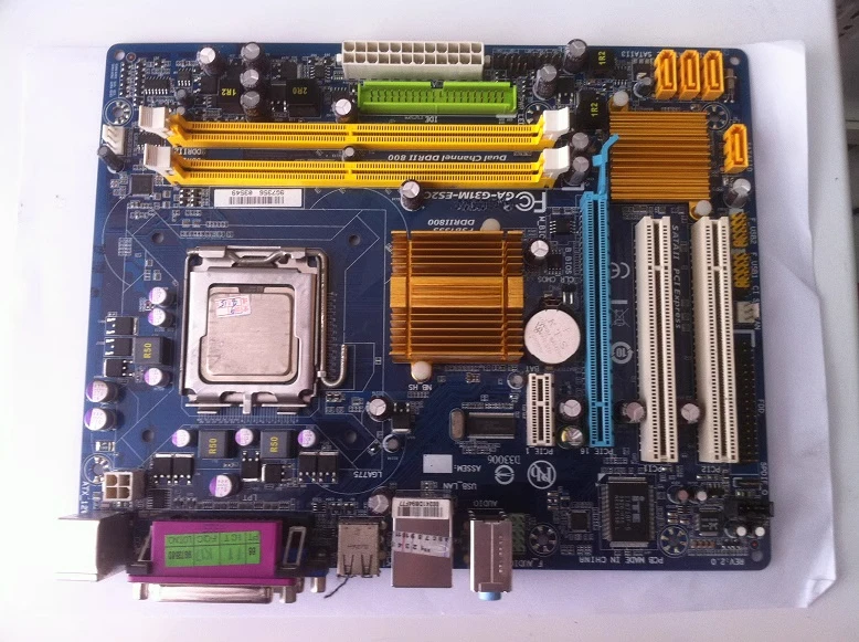 G31 main board G31M-S2 ES2C DDR2/775 fully integrated p5ql am p5pkl
G31 main board G31M-S2 ES2C DDR2/775 fully integrated p5ql am p5pkl