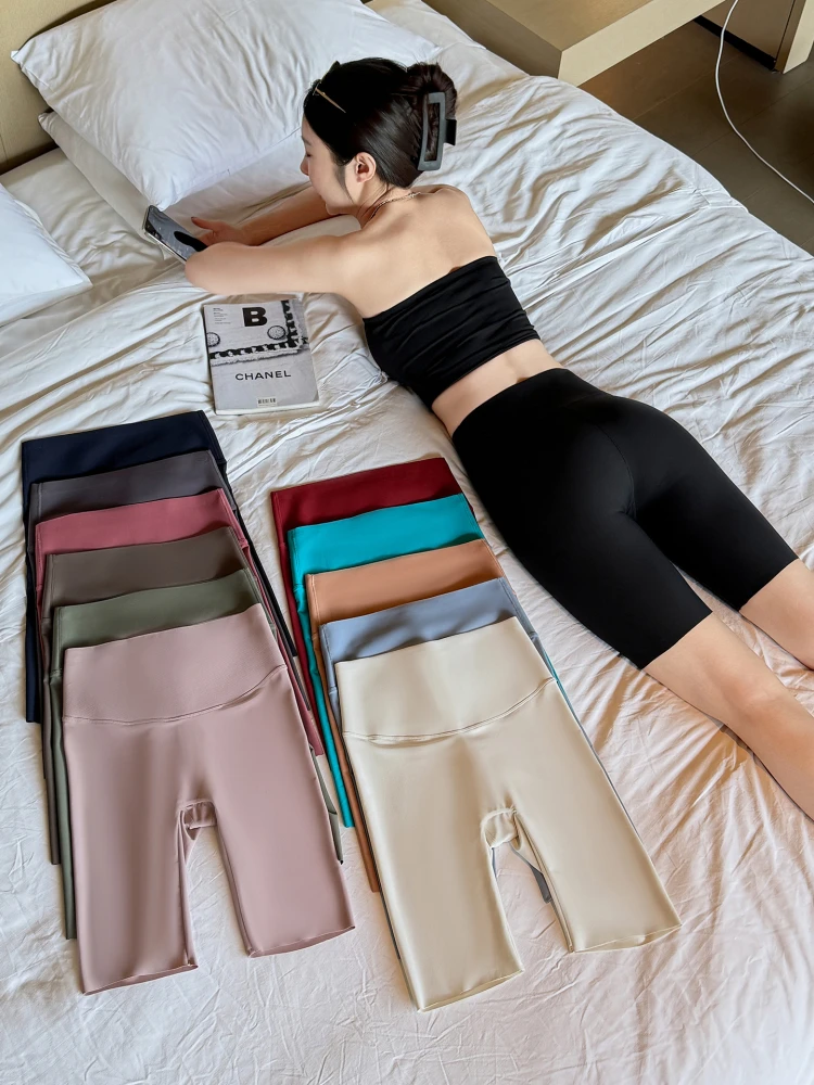 High Waist Five-Quarter Yoga Pants Women's Summer Outdoor Wear Thin Sport Base Riding orts High Waist Slim Fit Nylon Spandex
High Waist Five-Quarter Yoga Pants Women's Summer Outdoor Wear Thin Sport Base Riding orts High Waist Slim Fit Nylon Spandex