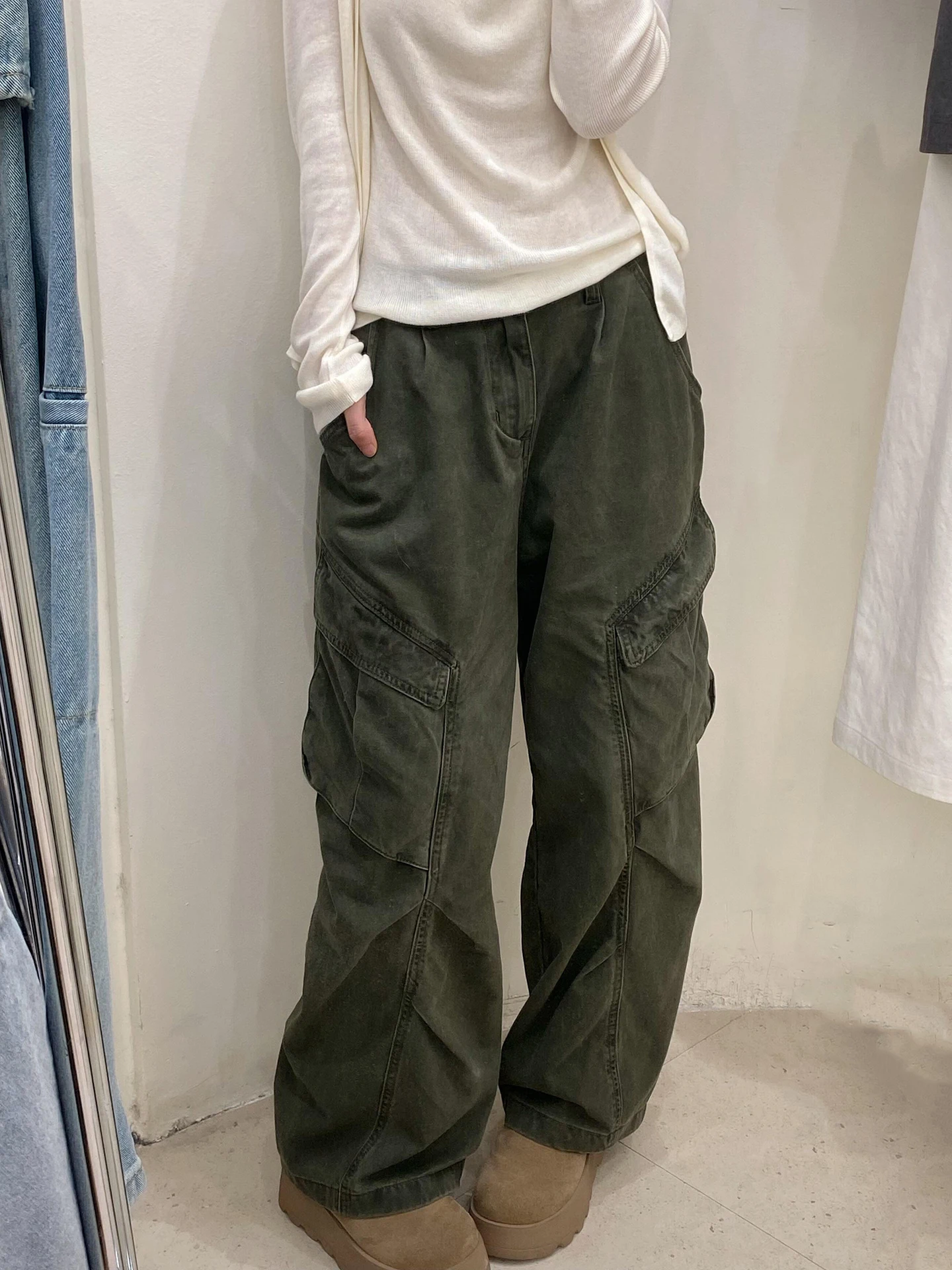 High Waist Cargo Pants Military een Folded Airborne Workwear Trousers Men Women Autumn Multi ket Straight Leg Logging Pa...
High Waist Cargo Pants Military een Folded Airborne Workwear Trousers Men Women Autumn Multi ket Straight Leg Logging Pa...
