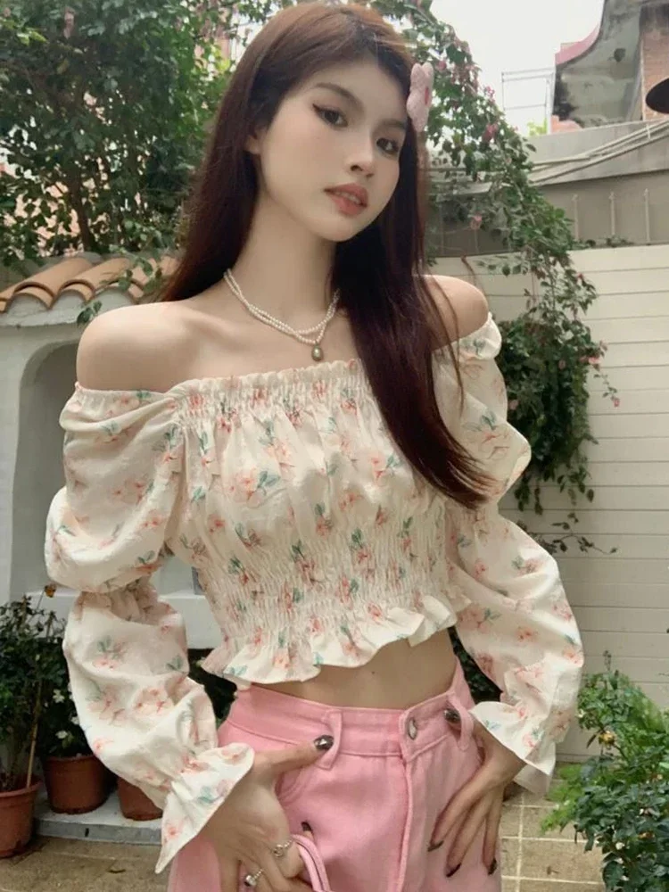 Floral Sweet Cropped Shirt Women Sexy Slim Long Sleeve Elegant Blouse French Vintage Square Collar Casual Off Shoulder Tops 2025
Floral Sweet Cropped Shirt Women Sexy Slim Long Sleeve Elegant Blouse French Vintage Square Collar Casual Off Shoulder Tops 2025