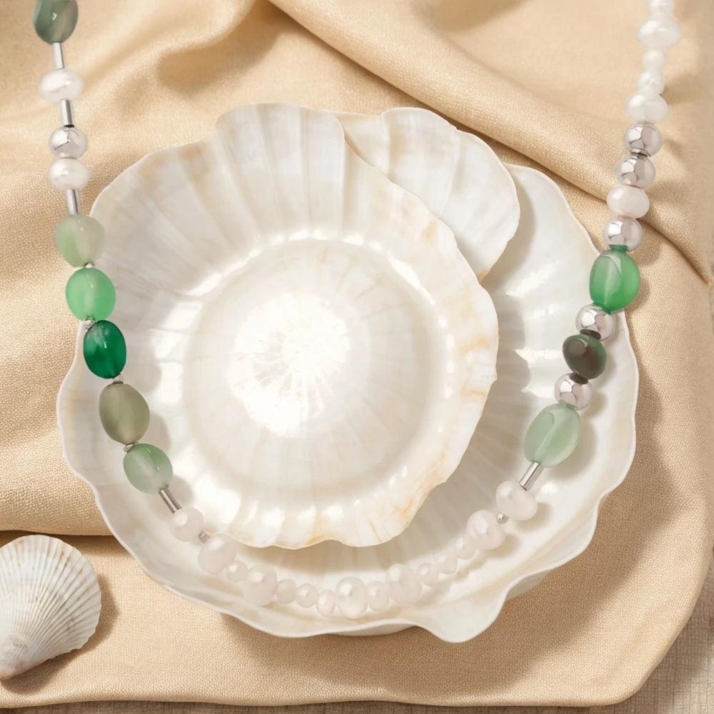 Women's Necklace Natural Stone Freshwater Pearl Titanium Steel Splicing Collarbone Chain Fashionable Jewelry Accessories
Women's Necklace Natural Stone Freshwater Pearl Titanium Steel Splicing Collarbone Chain Fashionable Jewelry Accessories