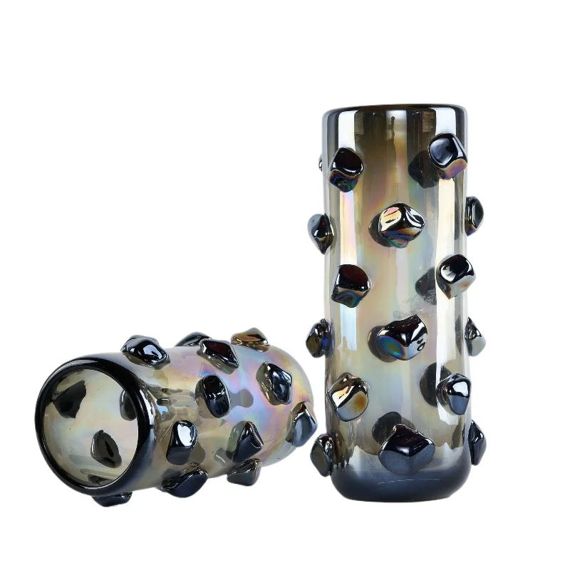 Simple and modern light luxury glass vase flower ornaments, living room glazed sales office soft
Simple and modern light luxury glass vase flower ornaments, living room glazed sales office soft