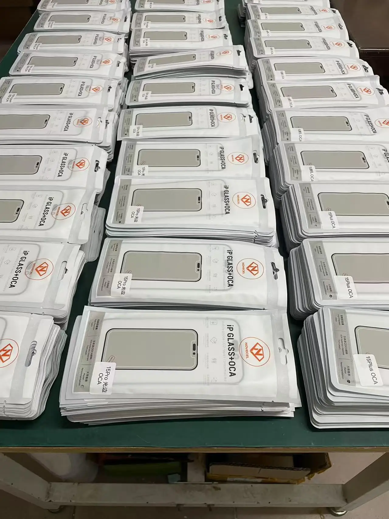 Jean Carlos Contreras Rey - 30 phone screen protectors
Jean Carlos Contreras Rey - 30 phone screen protectors