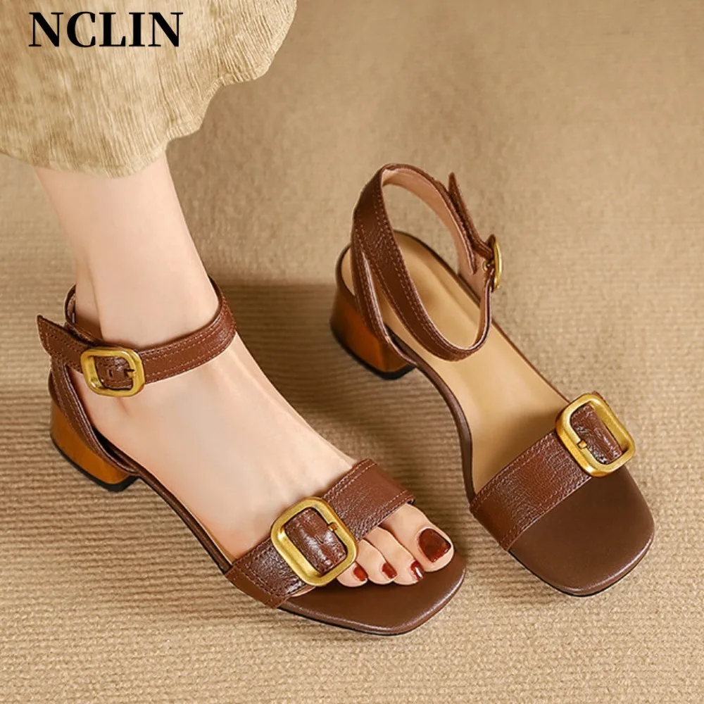 Summer Women Block Heels Fashion Breathable High Heels Sandals Classic Fish Mouth Buckle Versatile Waterproof Platform Sandals
Summer Women Block Heels Fashion Breathable High Heels Sandals Classic Fish Mouth Buckle Versatile Waterproof Platform Sandals