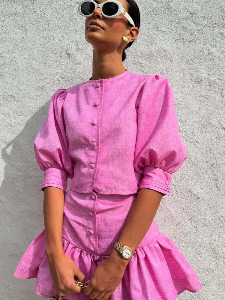 Solid Color Cotton Linen Bubble Sleeve Skirts Suit Round Neck Single Breasted Shirt Mini Skirt 2-piece Set New Holiday Outfit
Solid Color Cotton Linen Bubble Sleeve Skirts Suit Round Neck Single Breasted Shirt Mini Skirt 2-piece Set New Holiday Outfit
